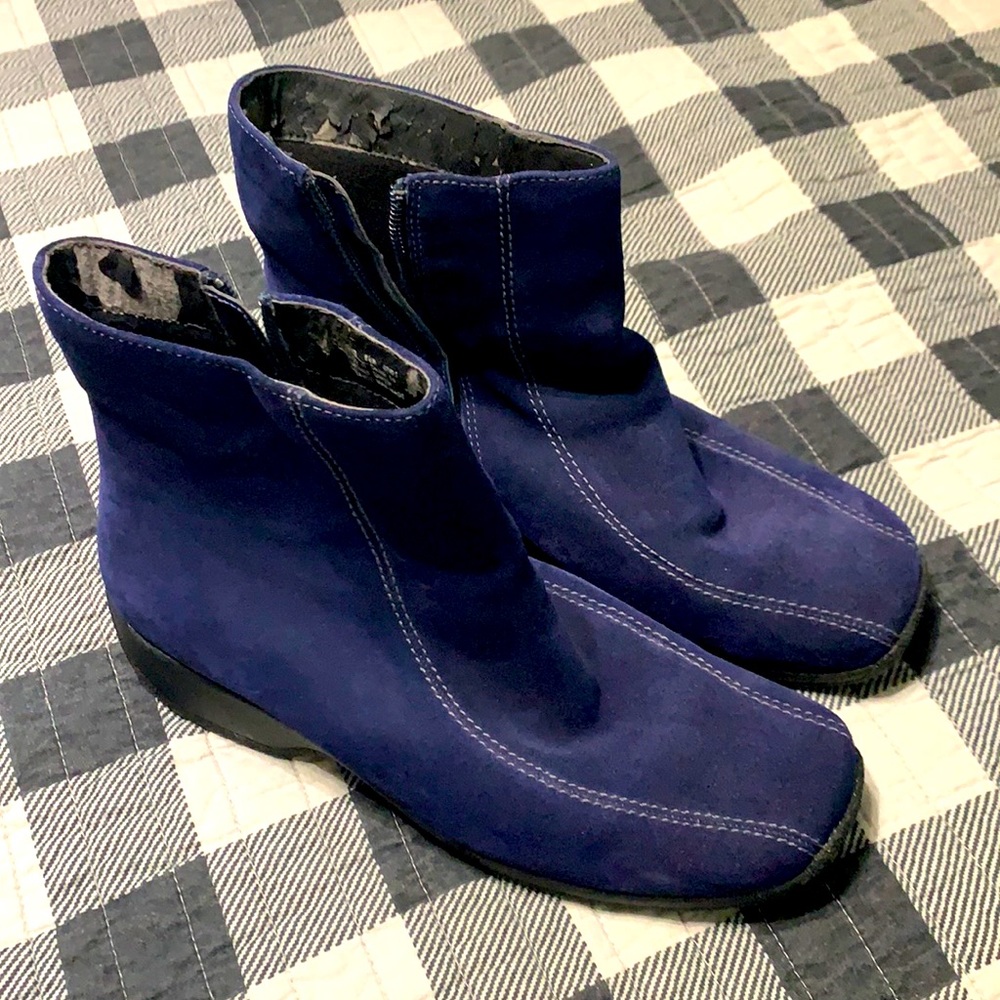 Clarks ashlyn suede blue boot